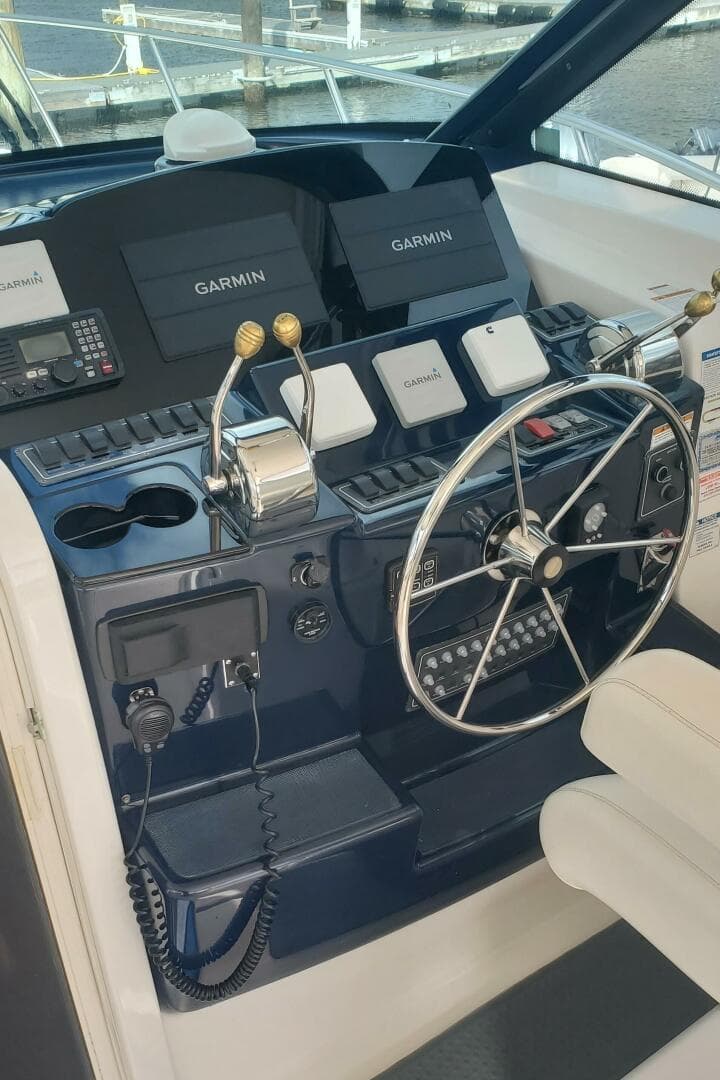 2006 Tiara Yachts 4200 Open — photo 16