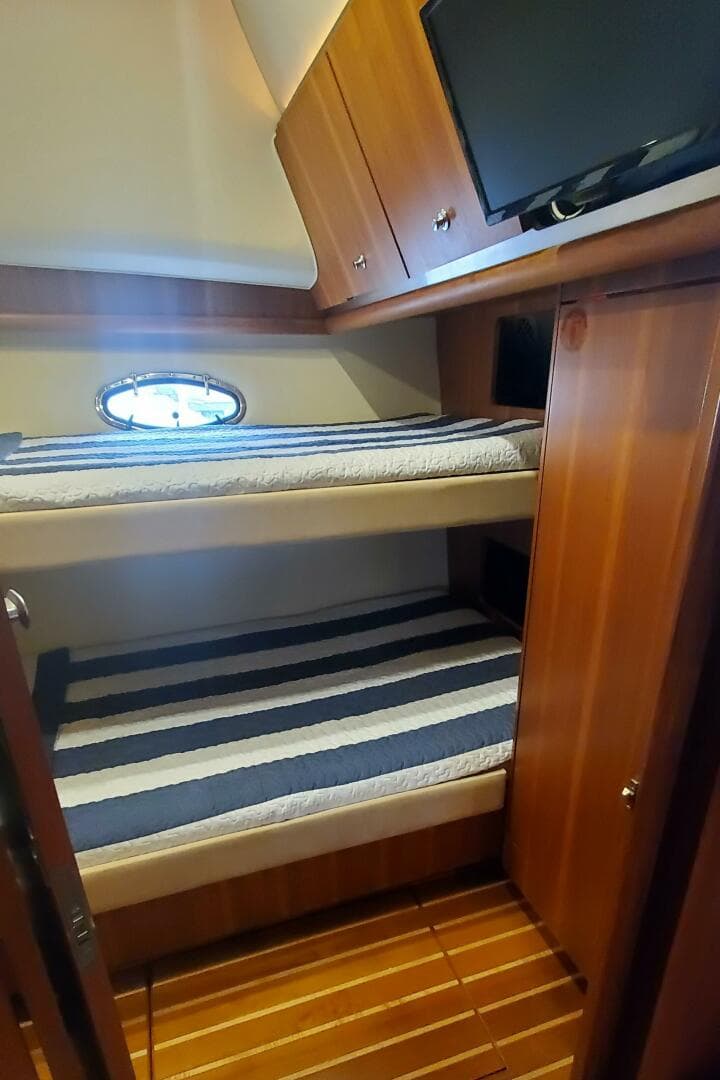 2006 Tiara Yachts 4200 Open — photo 27