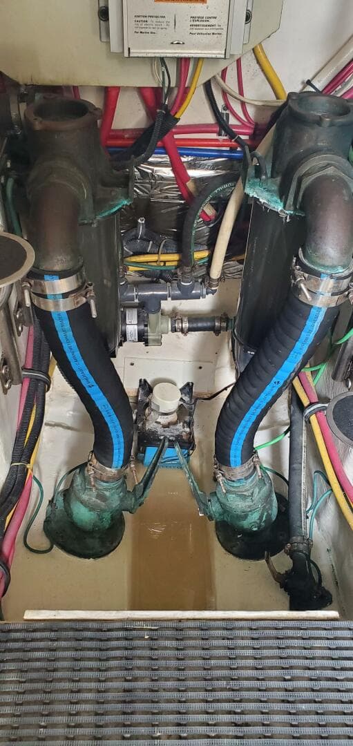 2006 Tiara Yachts 4200 Open — photo 35