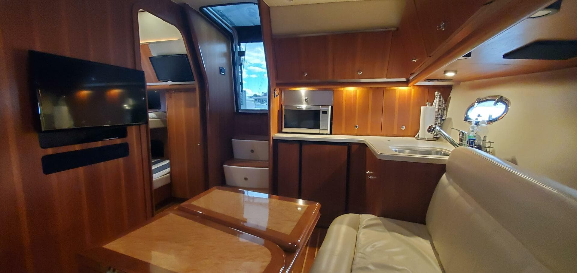 2006 Tiara Yachts 4200 Open — photo 21
