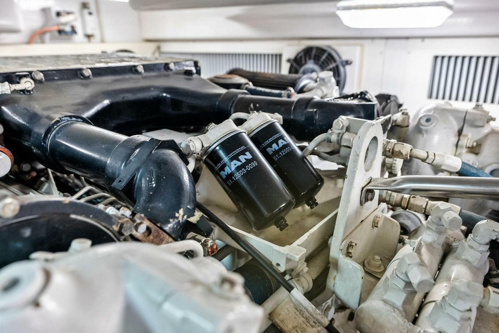 2003 Viking 45 Open — photo 63