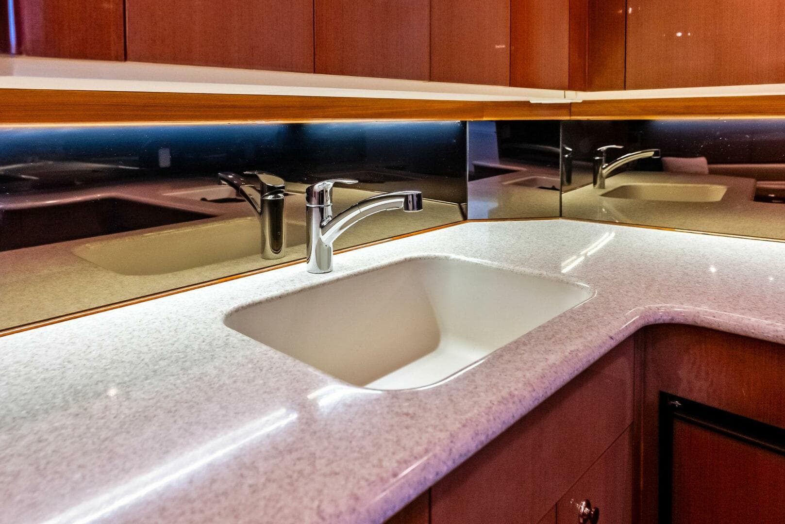 2003 Viking 45 Open — photo 43