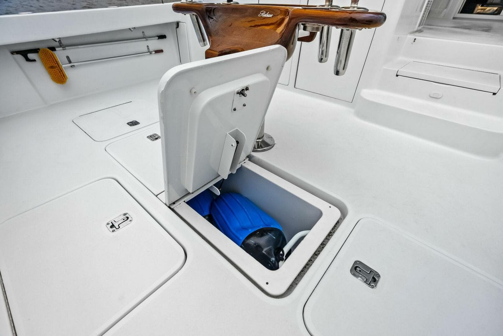 2003 Viking 45 Open — photo 25