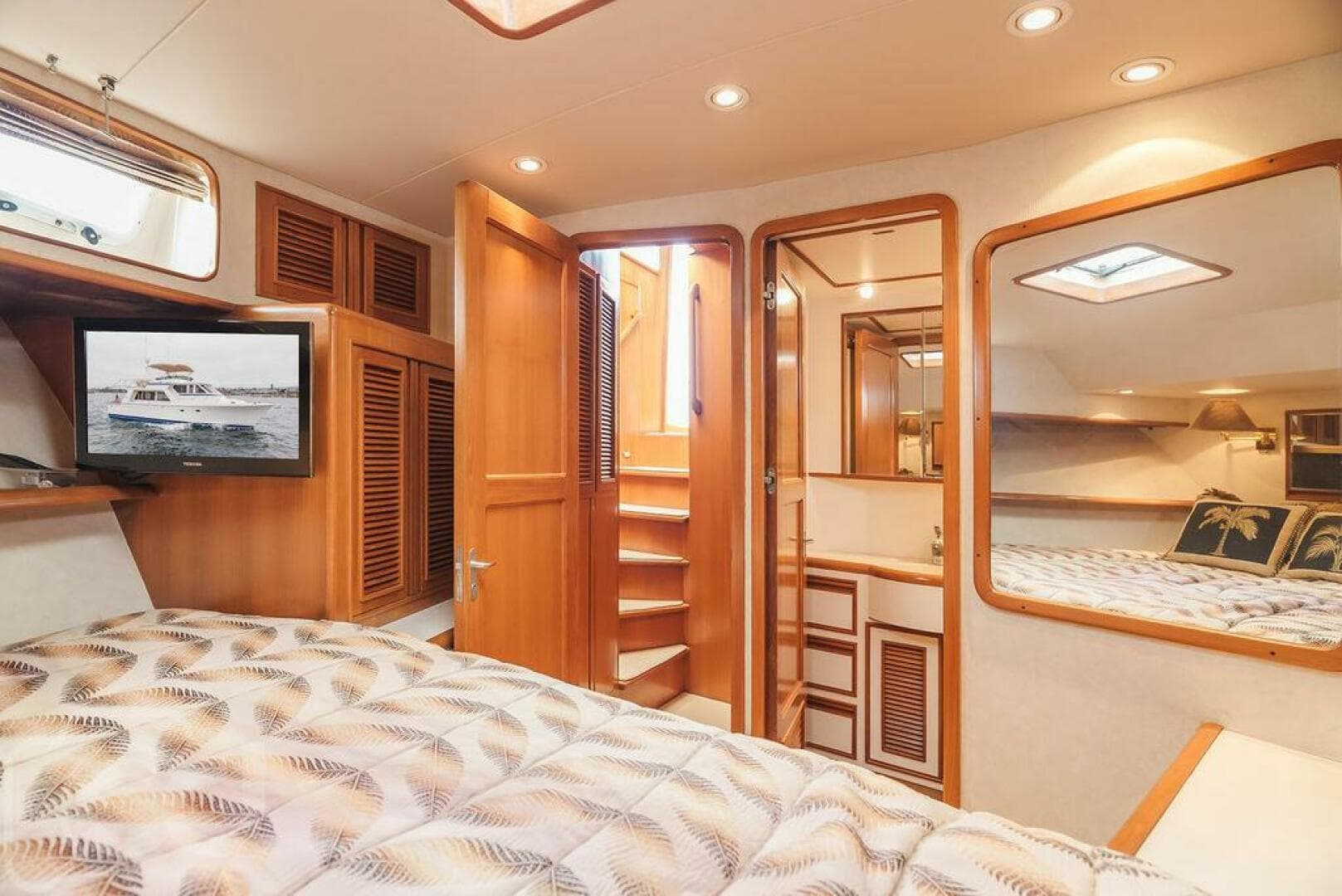 1999 Offshore Yachts 52 Pilothouse — photo 33