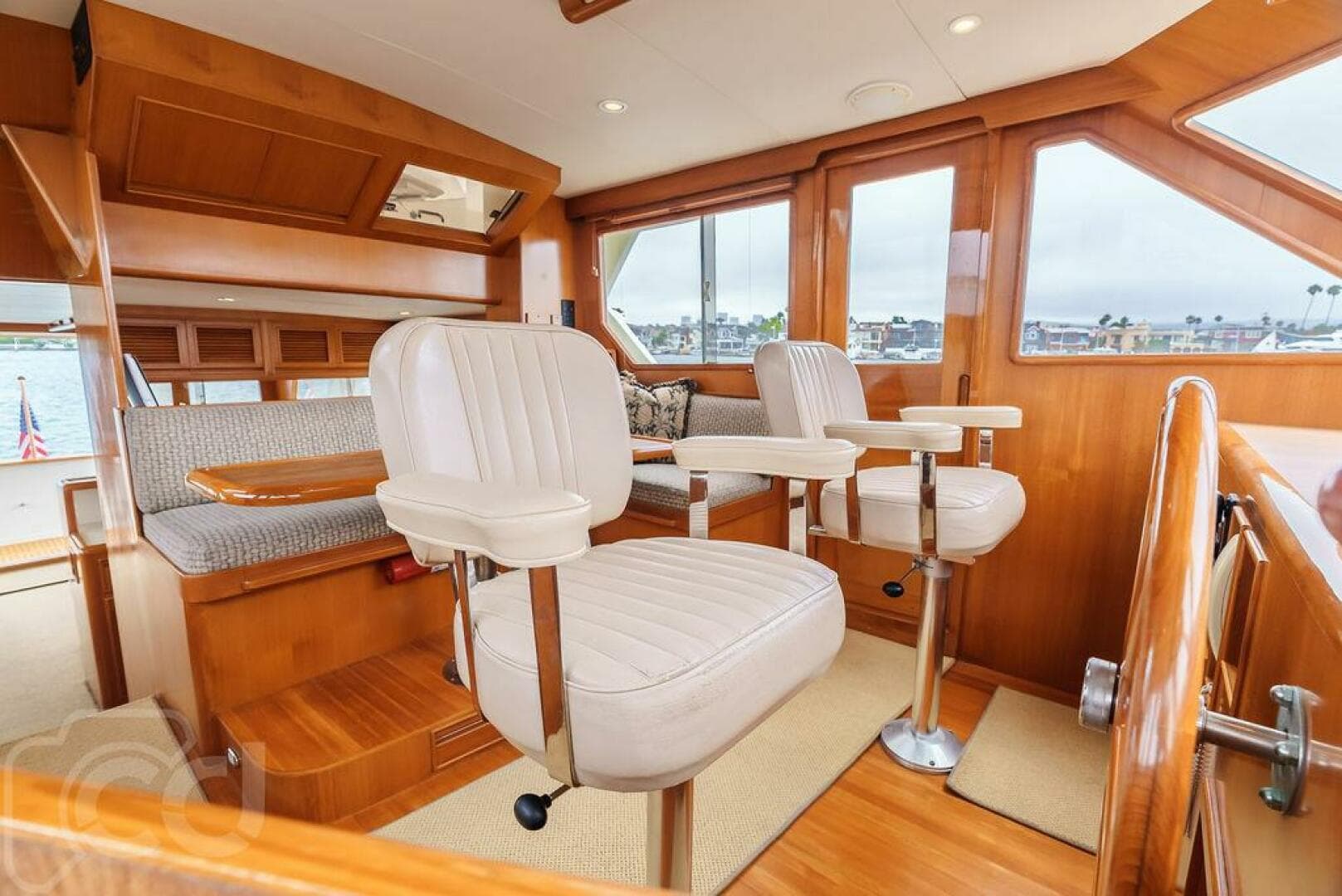 1999 Offshore Yachts 52 Pilothouse — photo 15