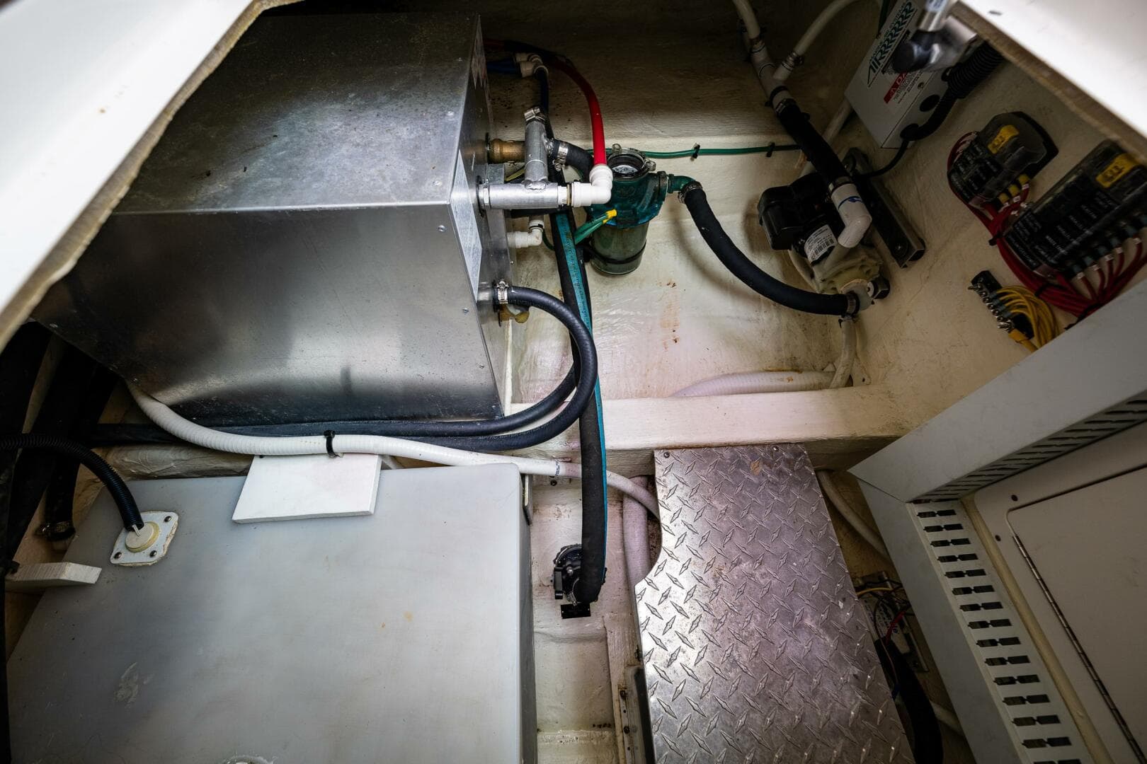 2010 Back Cove 37 — photo 61