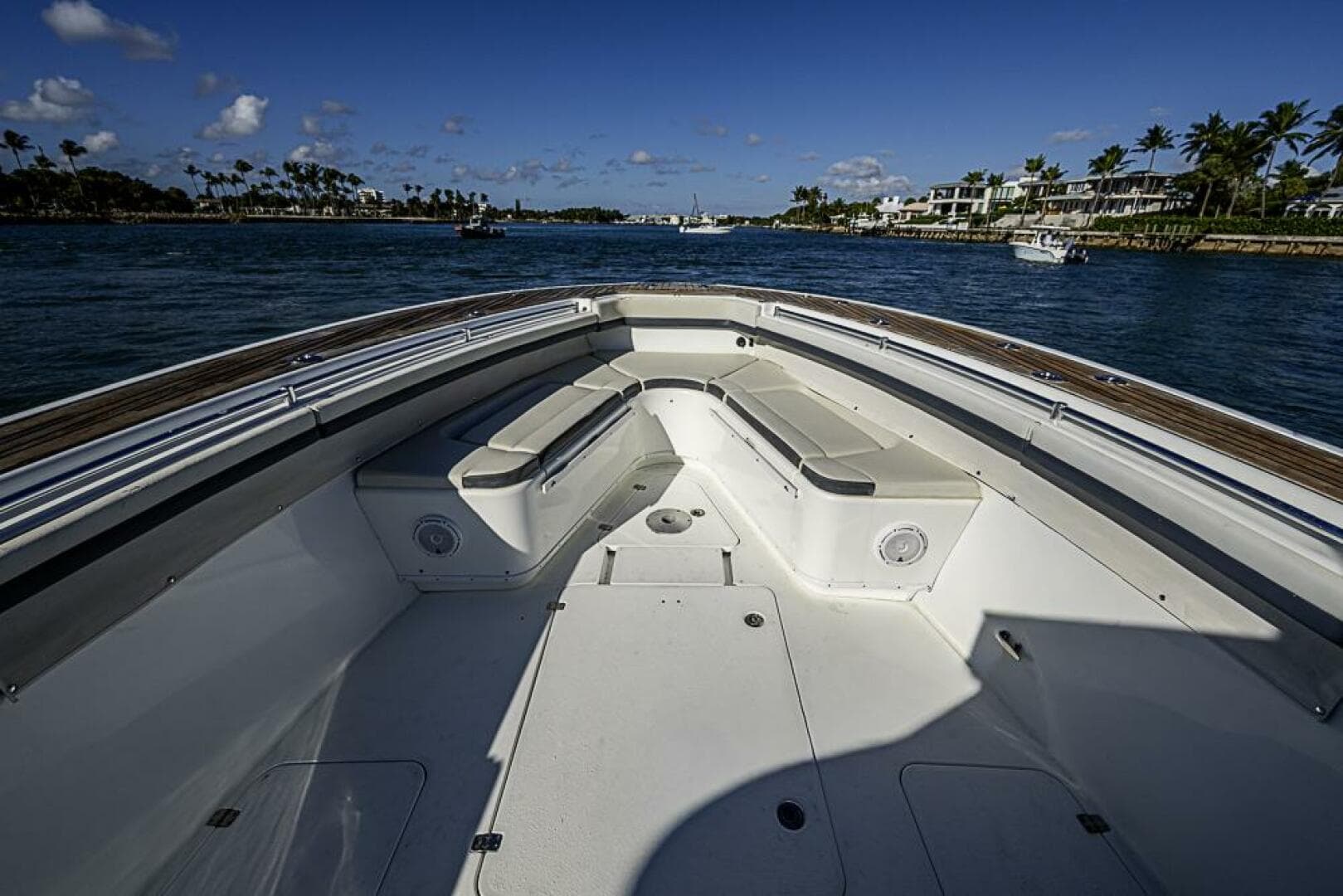 2010 Yellowfin 42 Offshore — photo 5