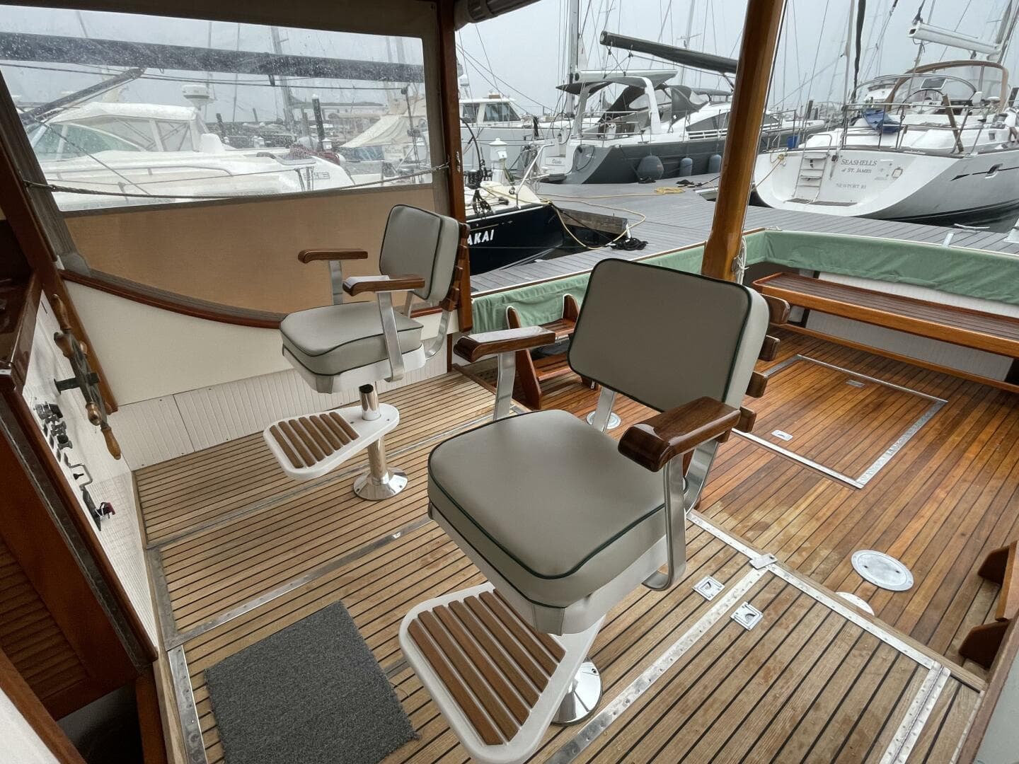 1985 John Williams Stanley 36 — photo 10