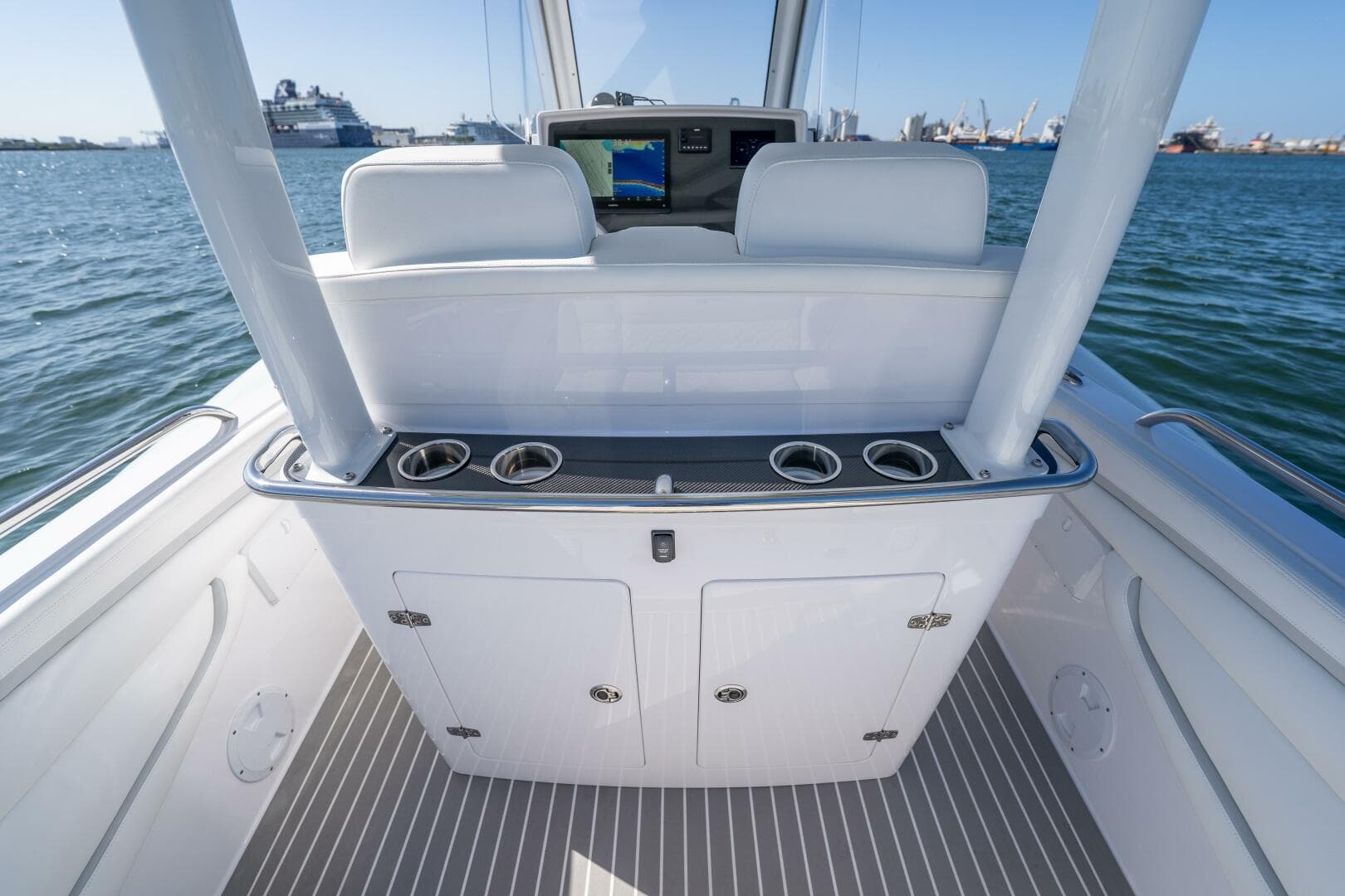 2025 Airship 340 — photo 41