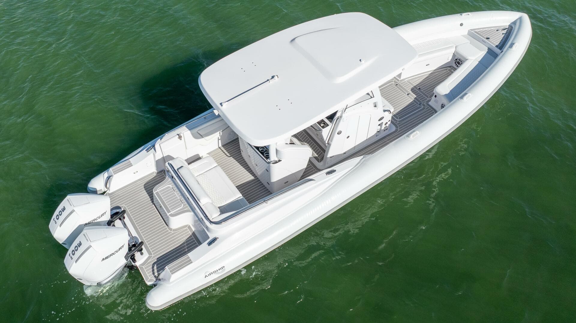 2025 Airship 340 — photo 14