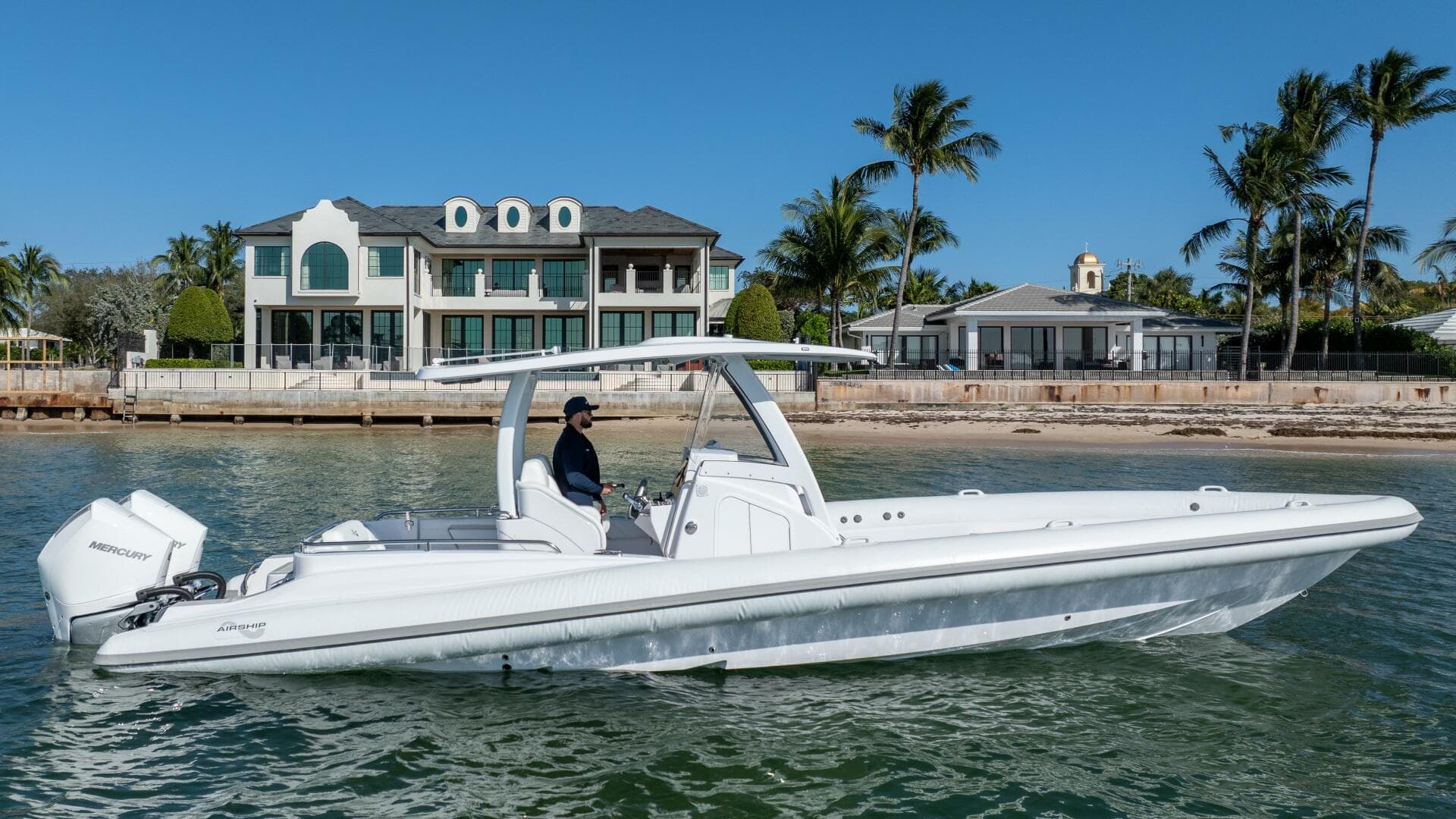 2025 Airship 340 — photo 2