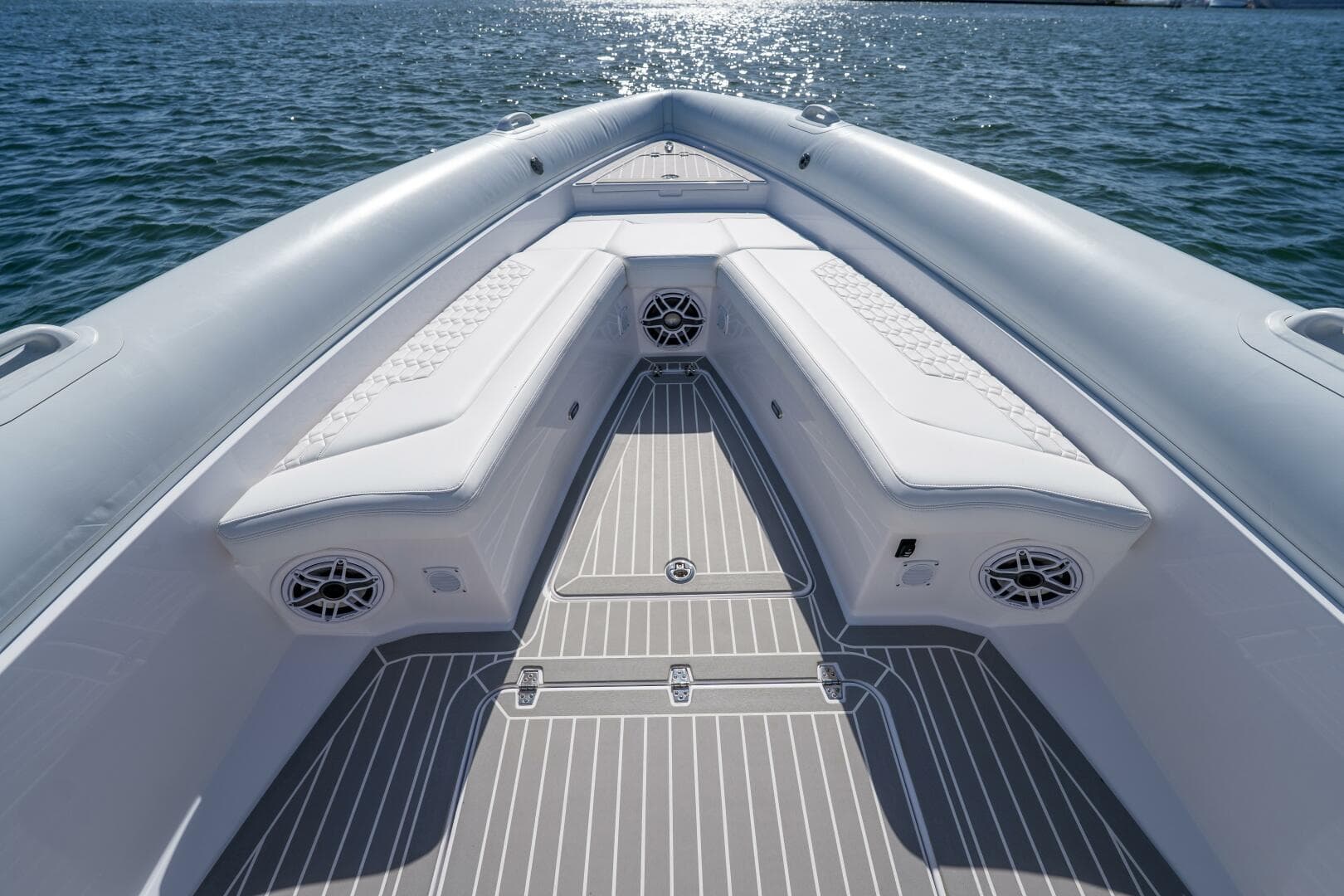 2025 Airship 340 — photo 21