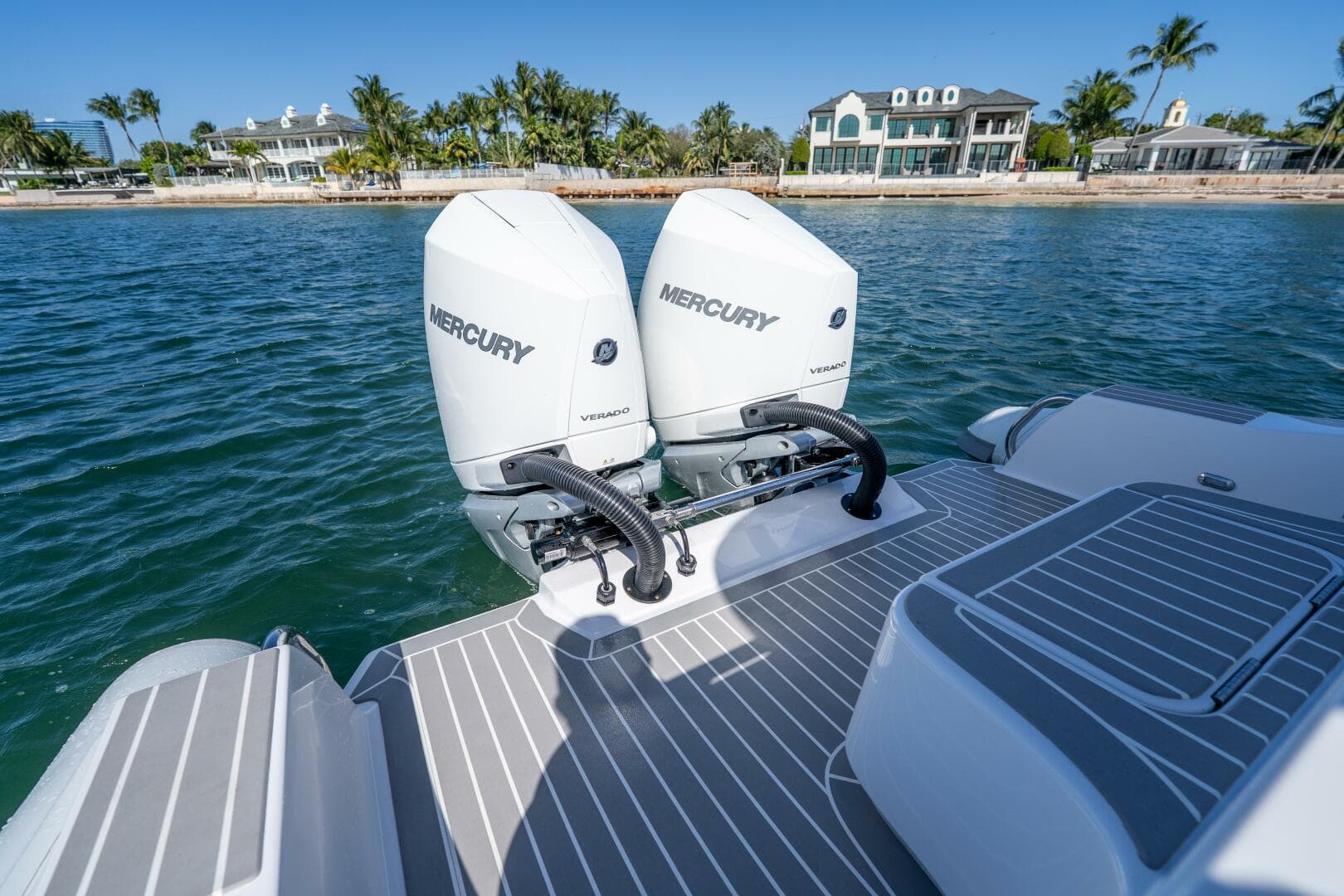 2025 Airship 340 — photo 42