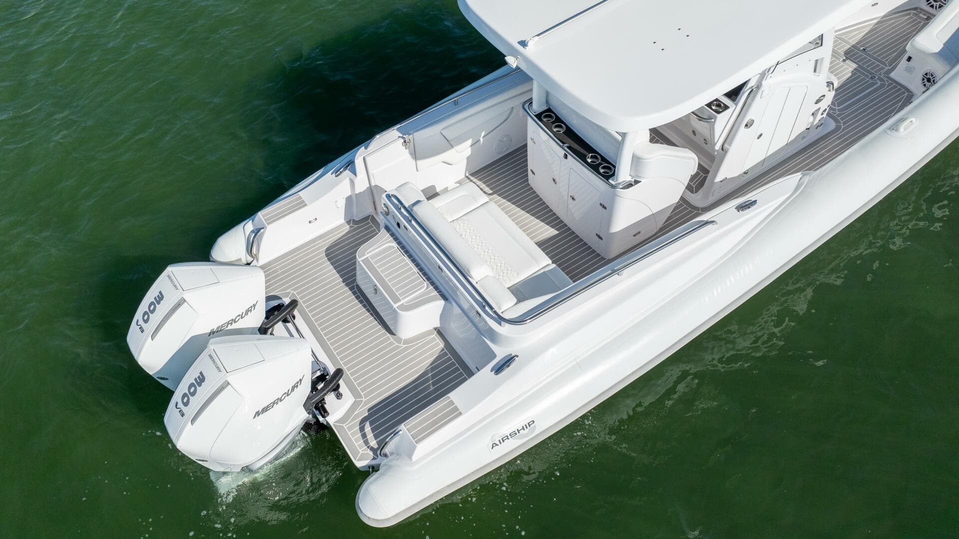 2025 Airship 340 — photo 15