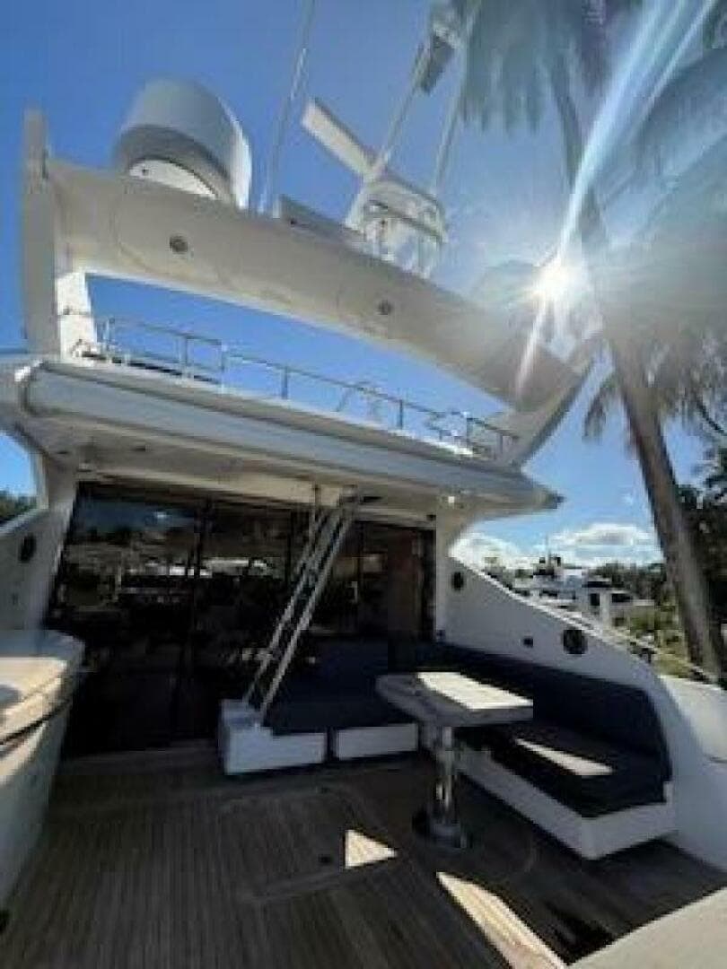 2012 Sunseeker Predator Sport Yacht 74 — photo 22