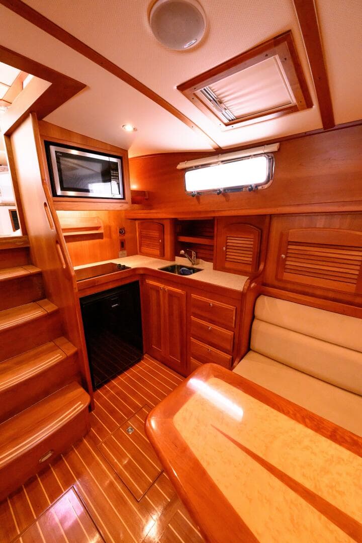 2009 Sabre 42 Hard Top Express — photo 45