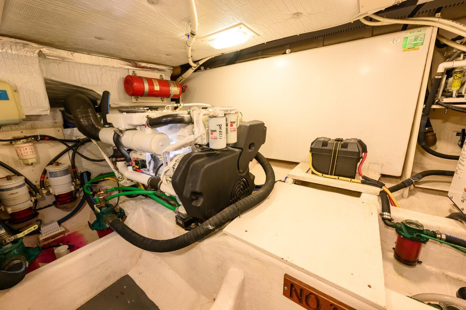 2009 Sabre 42 Hard Top Express — photo 37