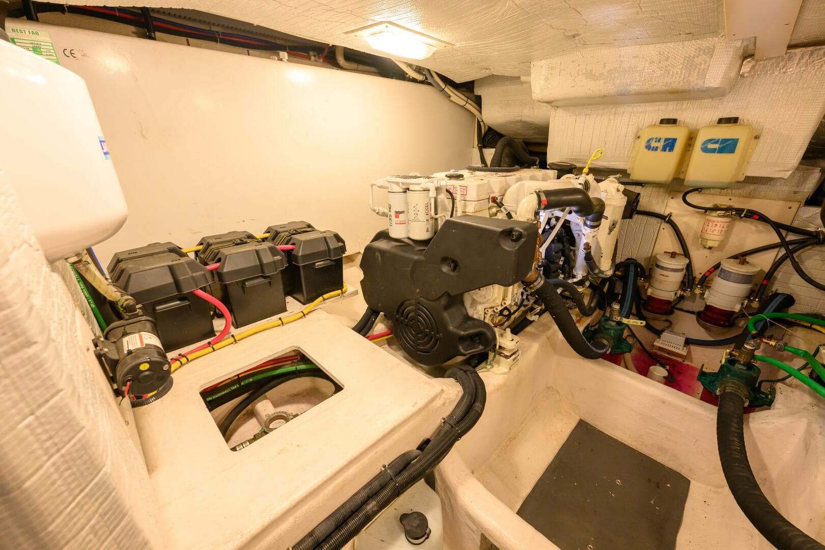 2009 Sabre 42 Hard Top Express — photo 38