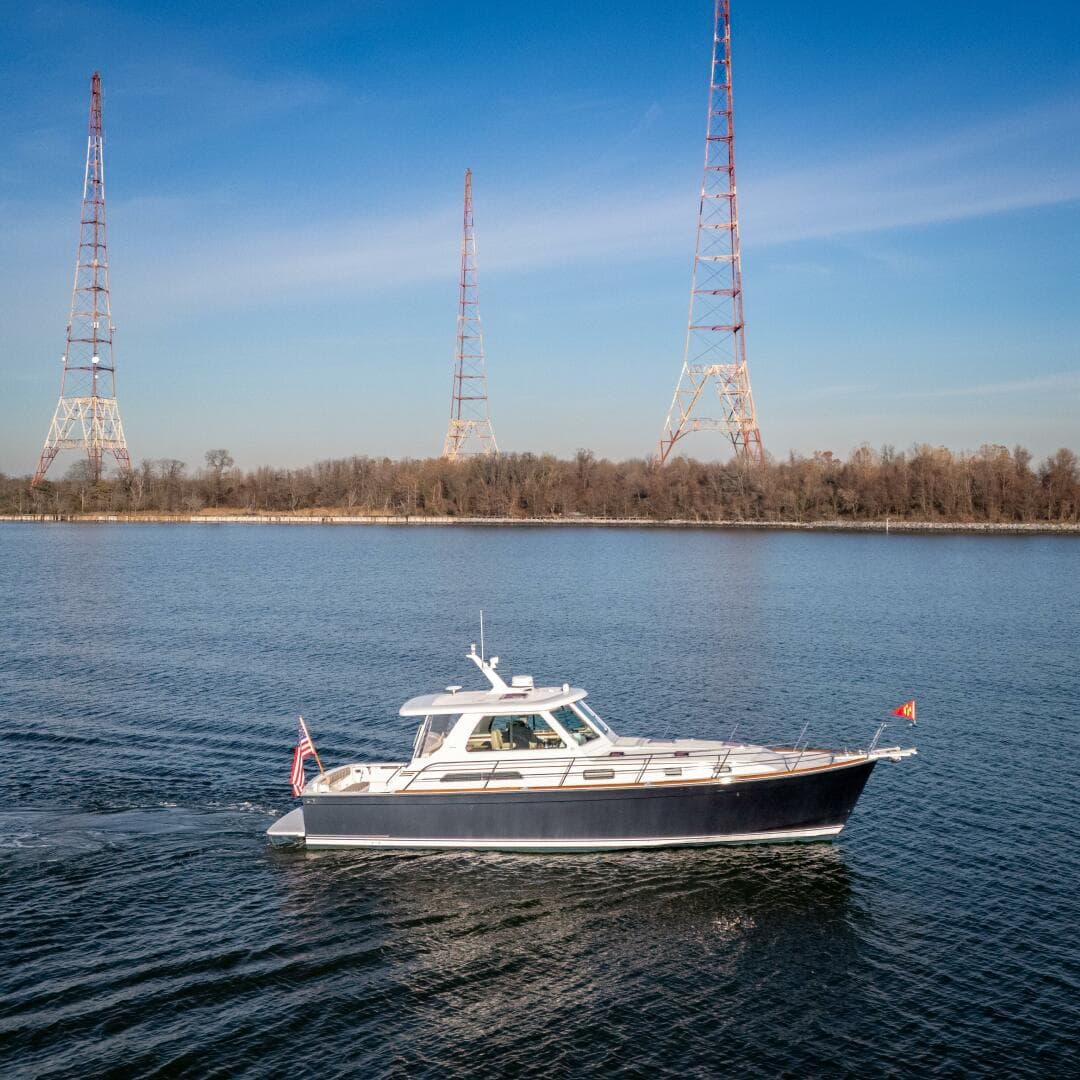 2009 Sabre 42 Hard Top Express — photo 3