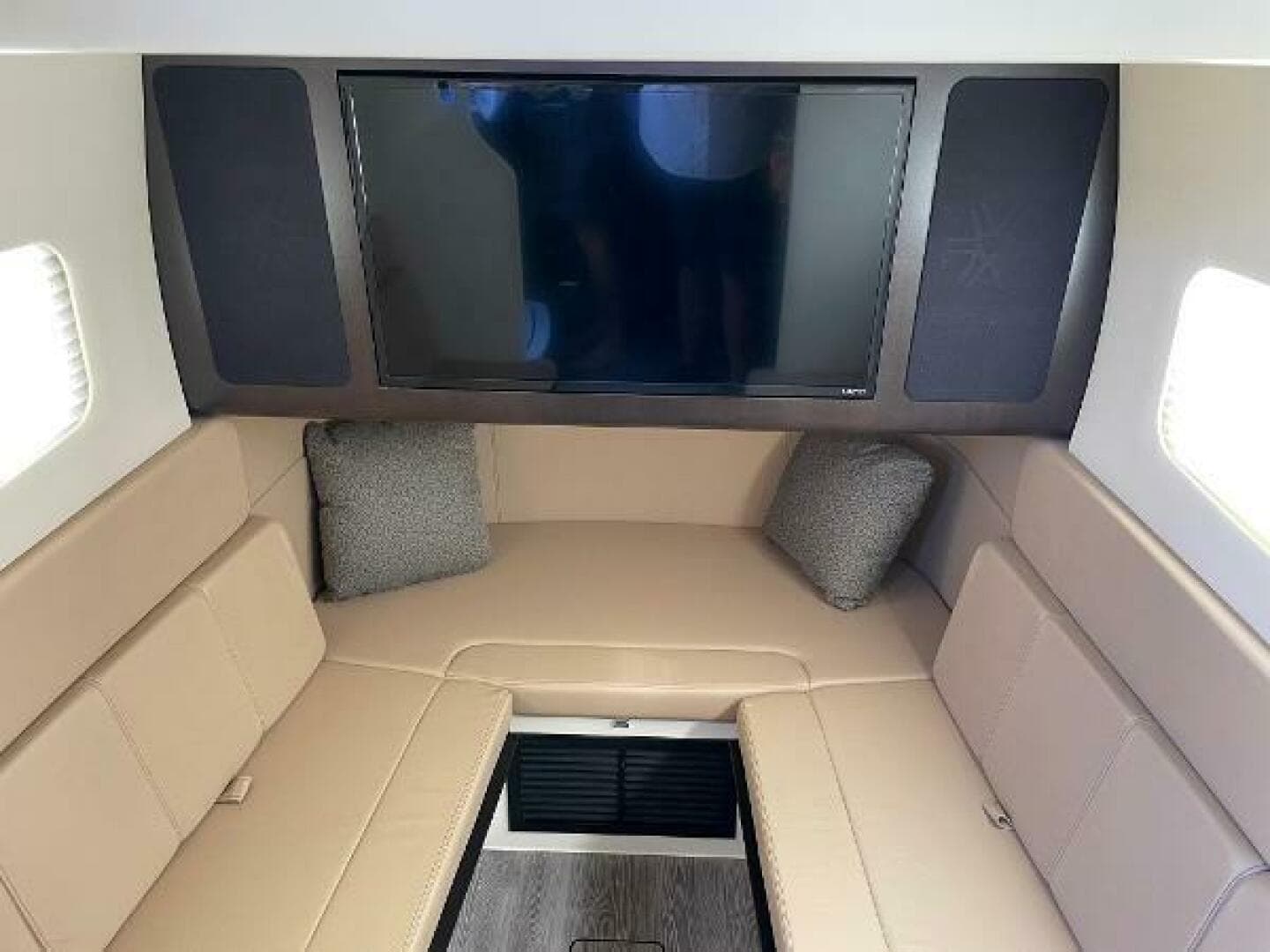 2019 Scout 380 LXF — photo 12