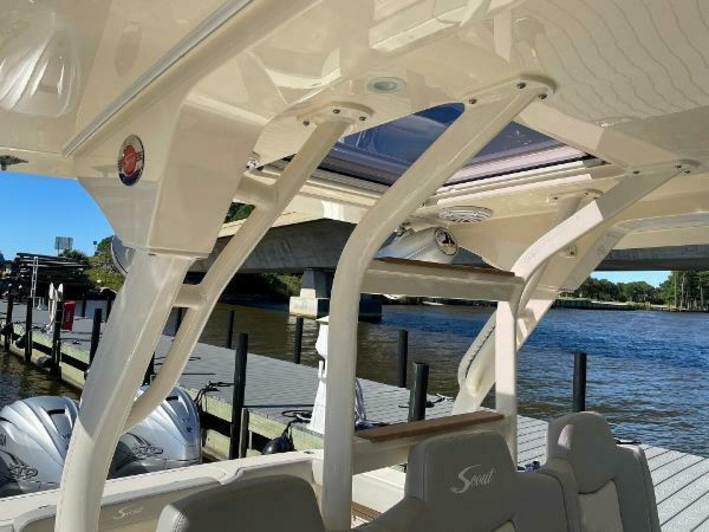 2019 Scout 380 LXF — photo 6