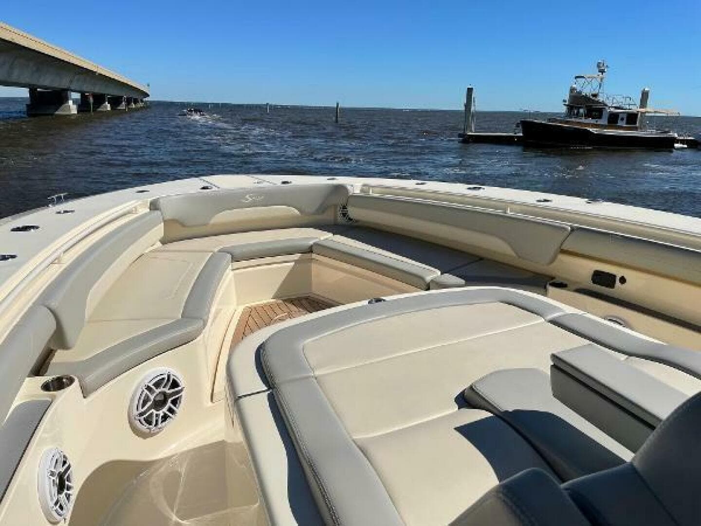 2019 Scout 380 LXF — photo 11