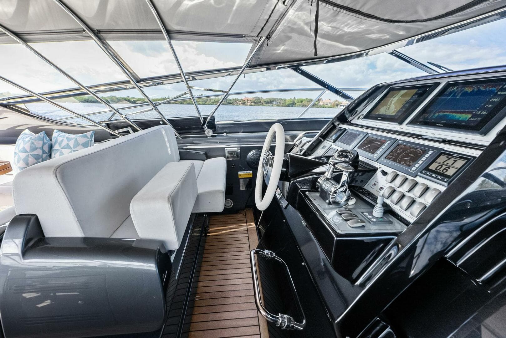 2015 Riva 63 Virtus — photo 36