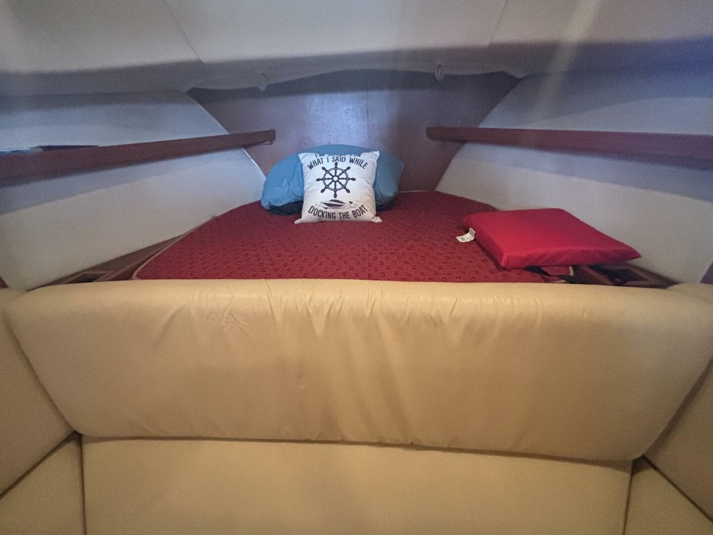 2004 Mainship Pilot 30 Rum Runner II — photo 47