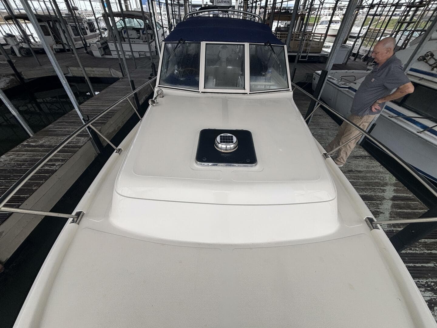 2004 Mainship Pilot 30 Rum Runner II — photo 12