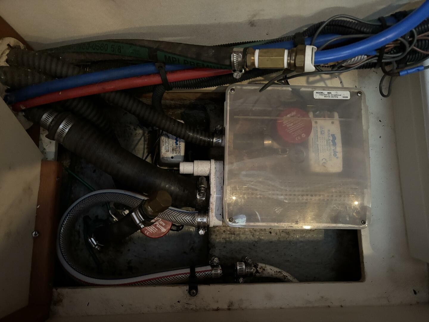 2004 Mainship Pilot 30 Rum Runner II — photo 63