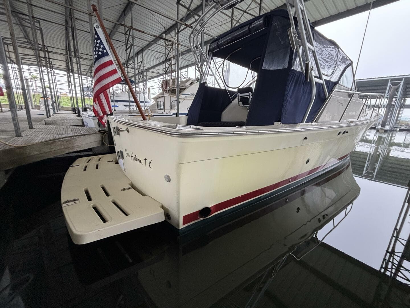 2004 Mainship Pilot 30 Rum Runner II — photo 7