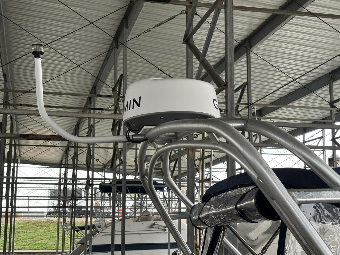 2004 Mainship Pilot 30 Rum Runner II — photo 20