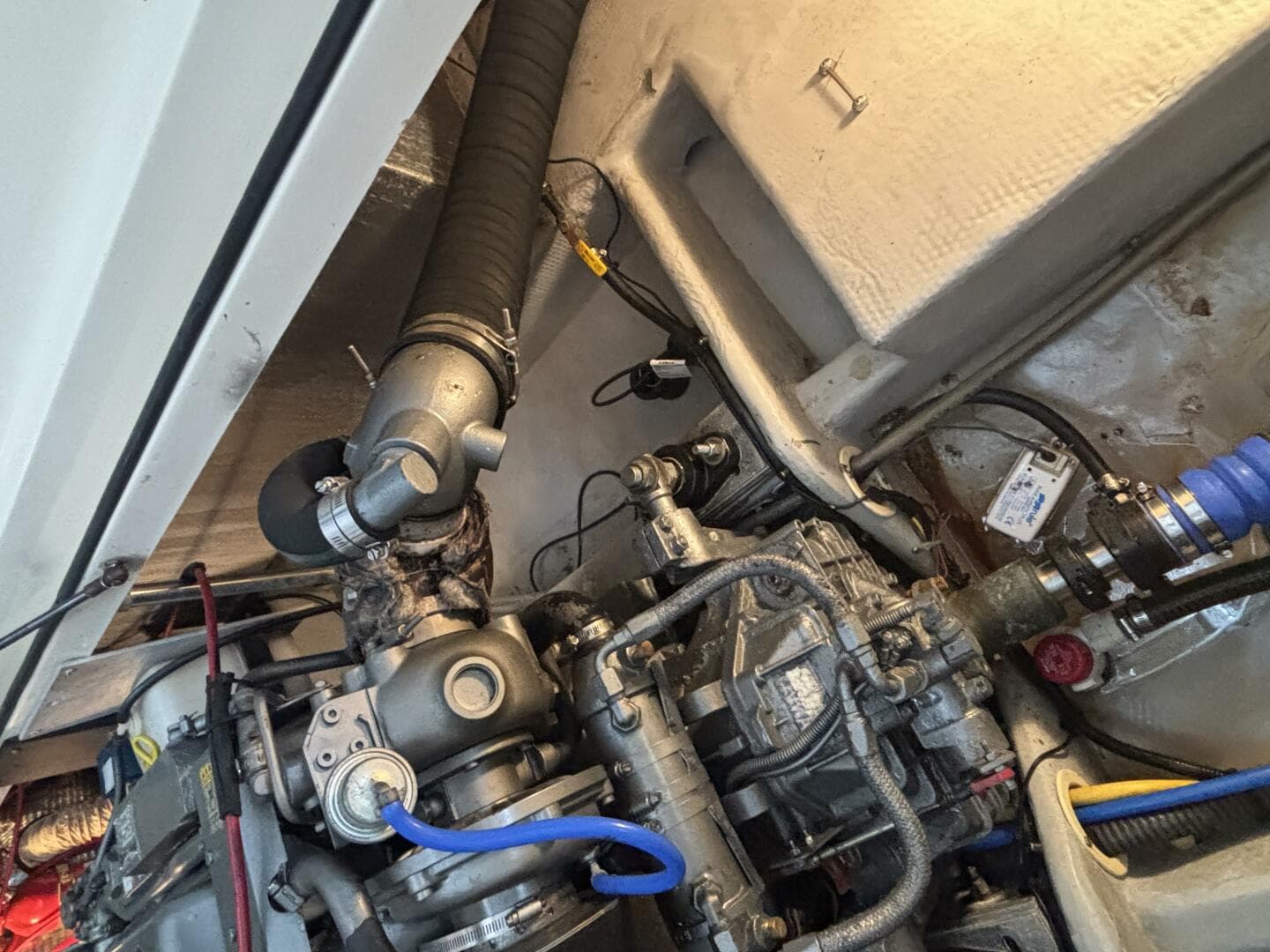 2004 Mainship Pilot 30 Rum Runner II — photo 31