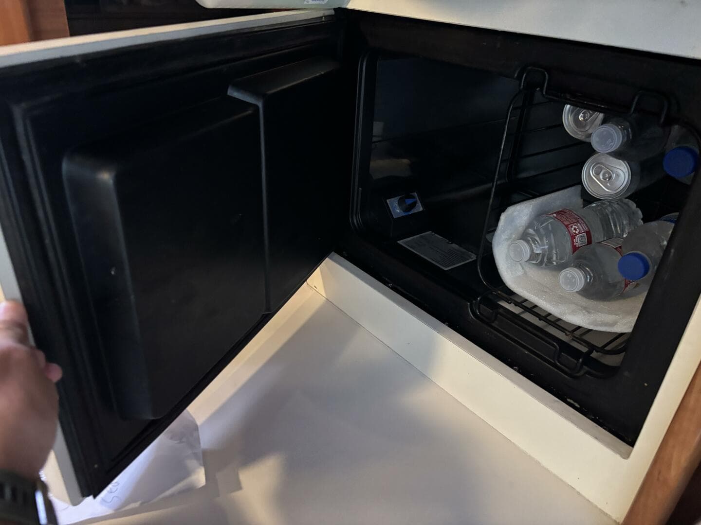 2004 Mainship Pilot 30 Rum Runner II — photo 74