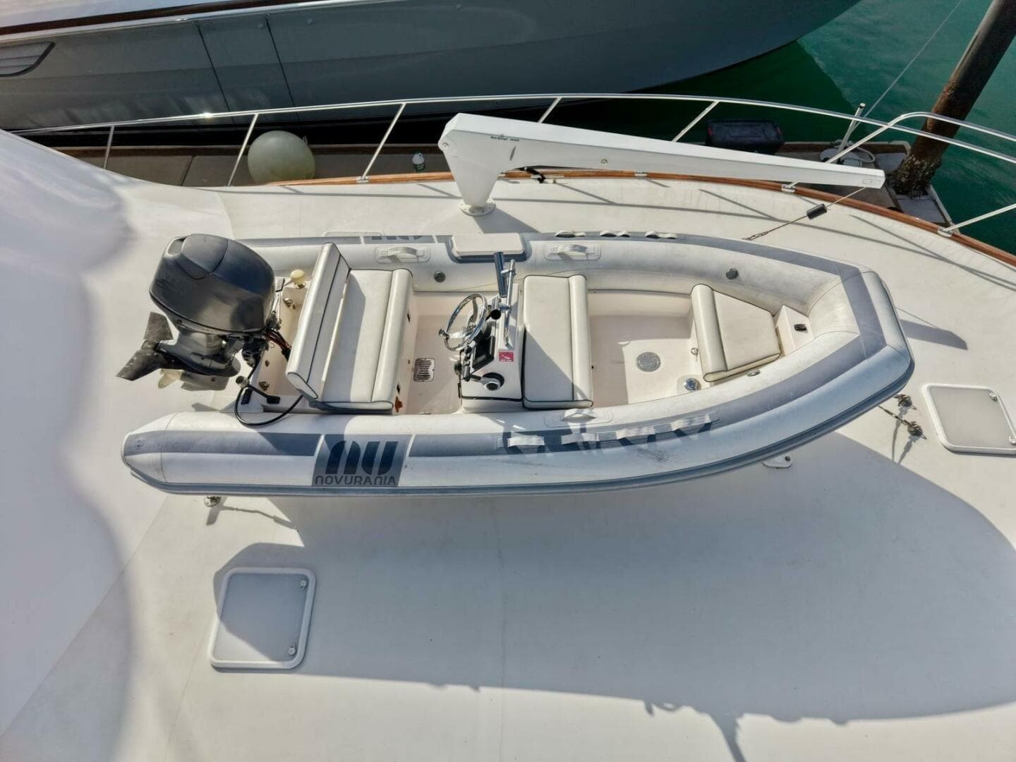 2003 Viking 65 Enclosed Bridge — photo 43