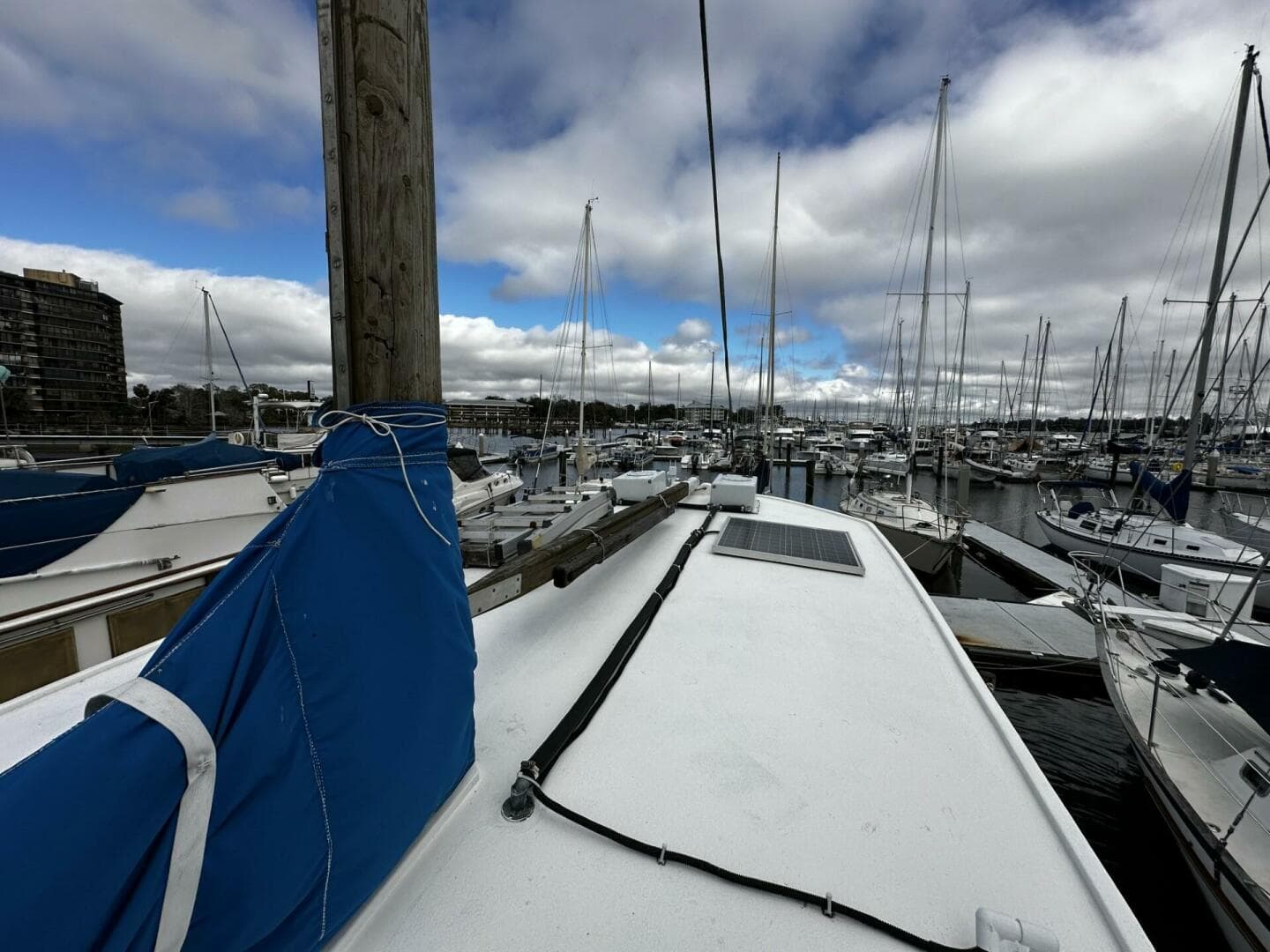 2005 Custom — photo 43