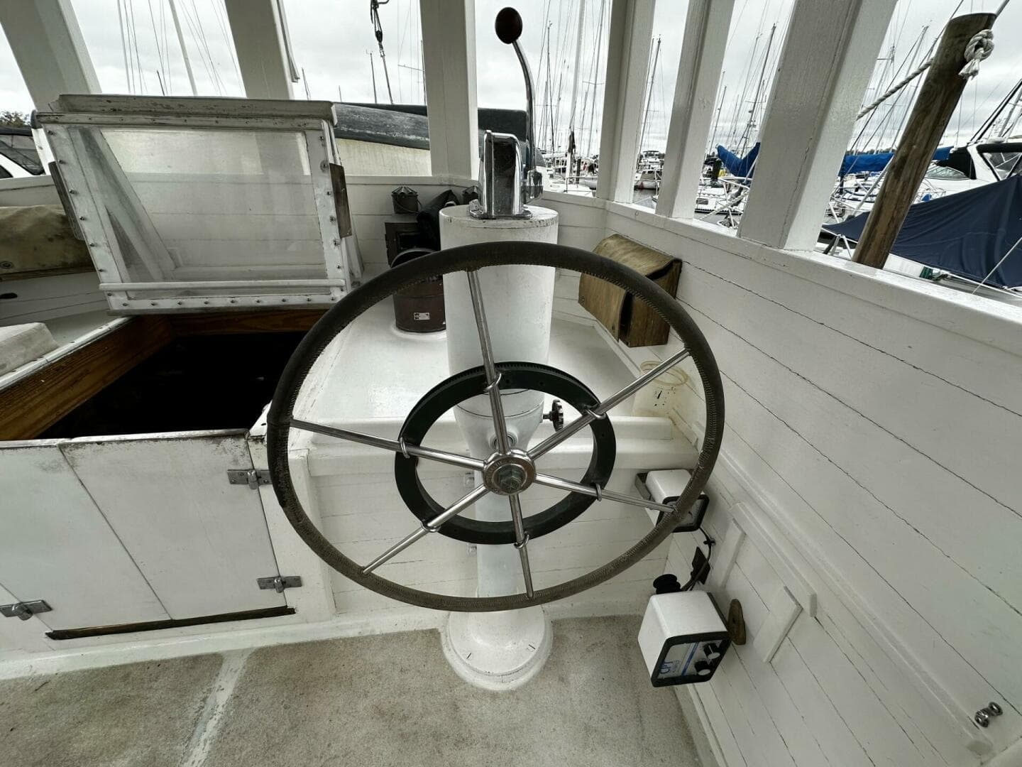 2005 Custom — photo 30