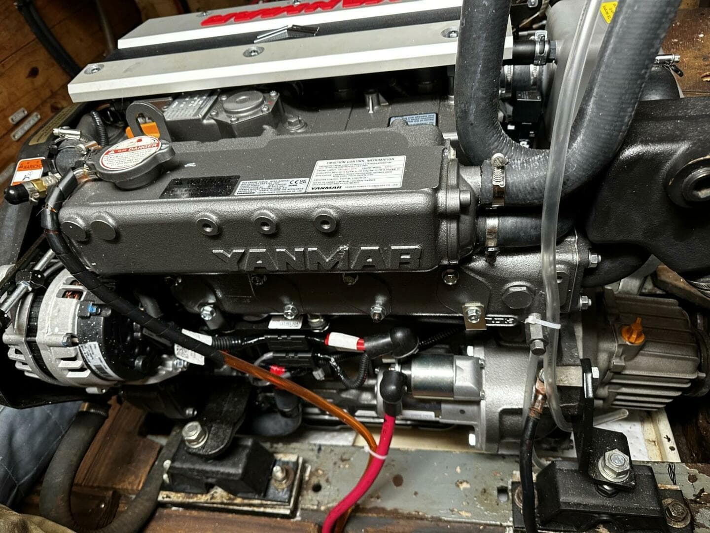 2005 Custom — photo 48