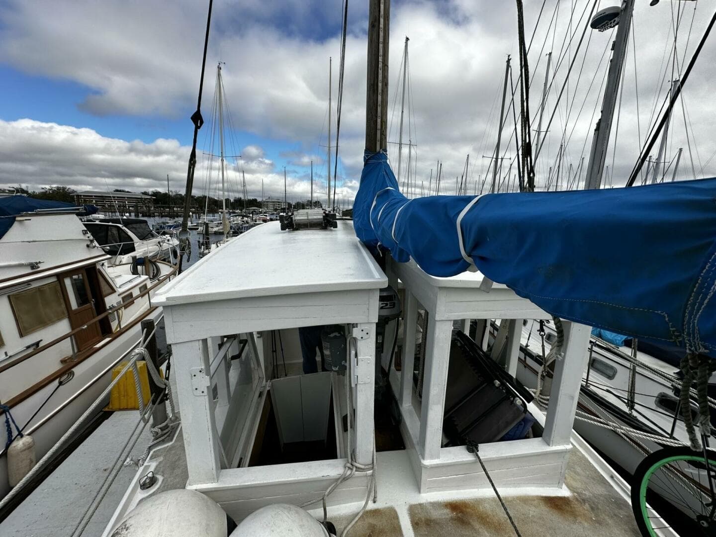 2005 Custom — photo 38