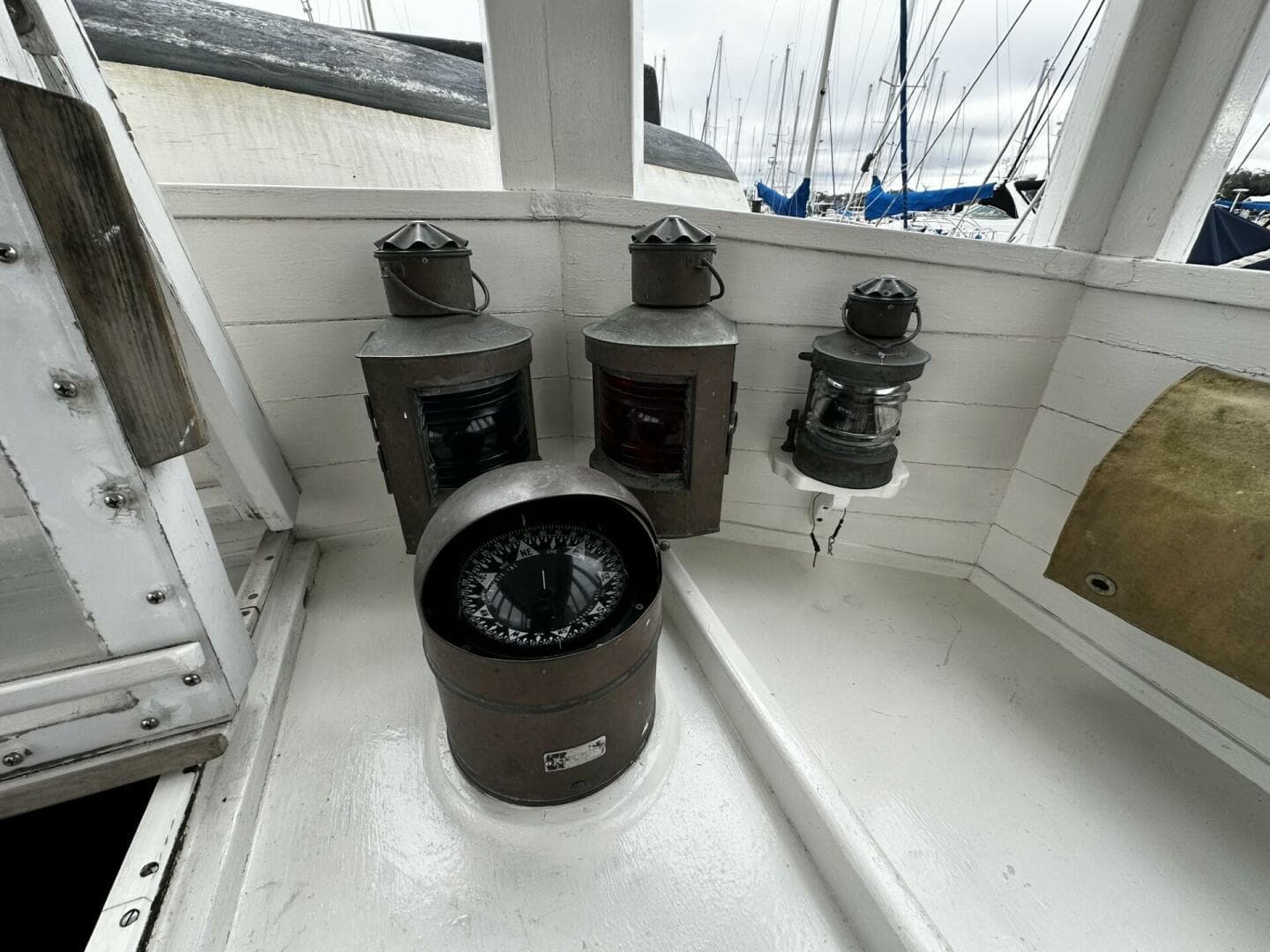 2005 Custom — photo 32