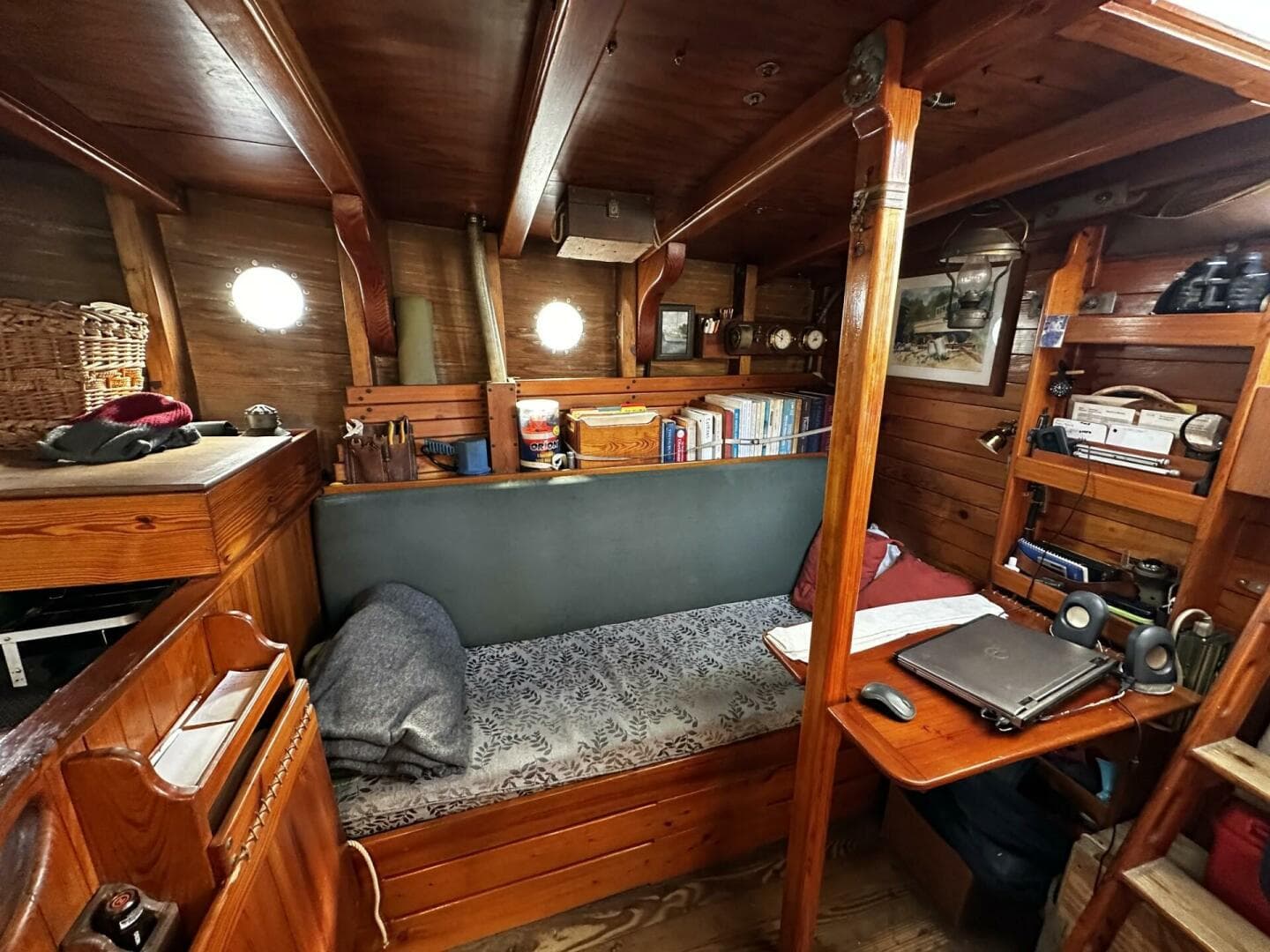 2005 Custom — photo 19