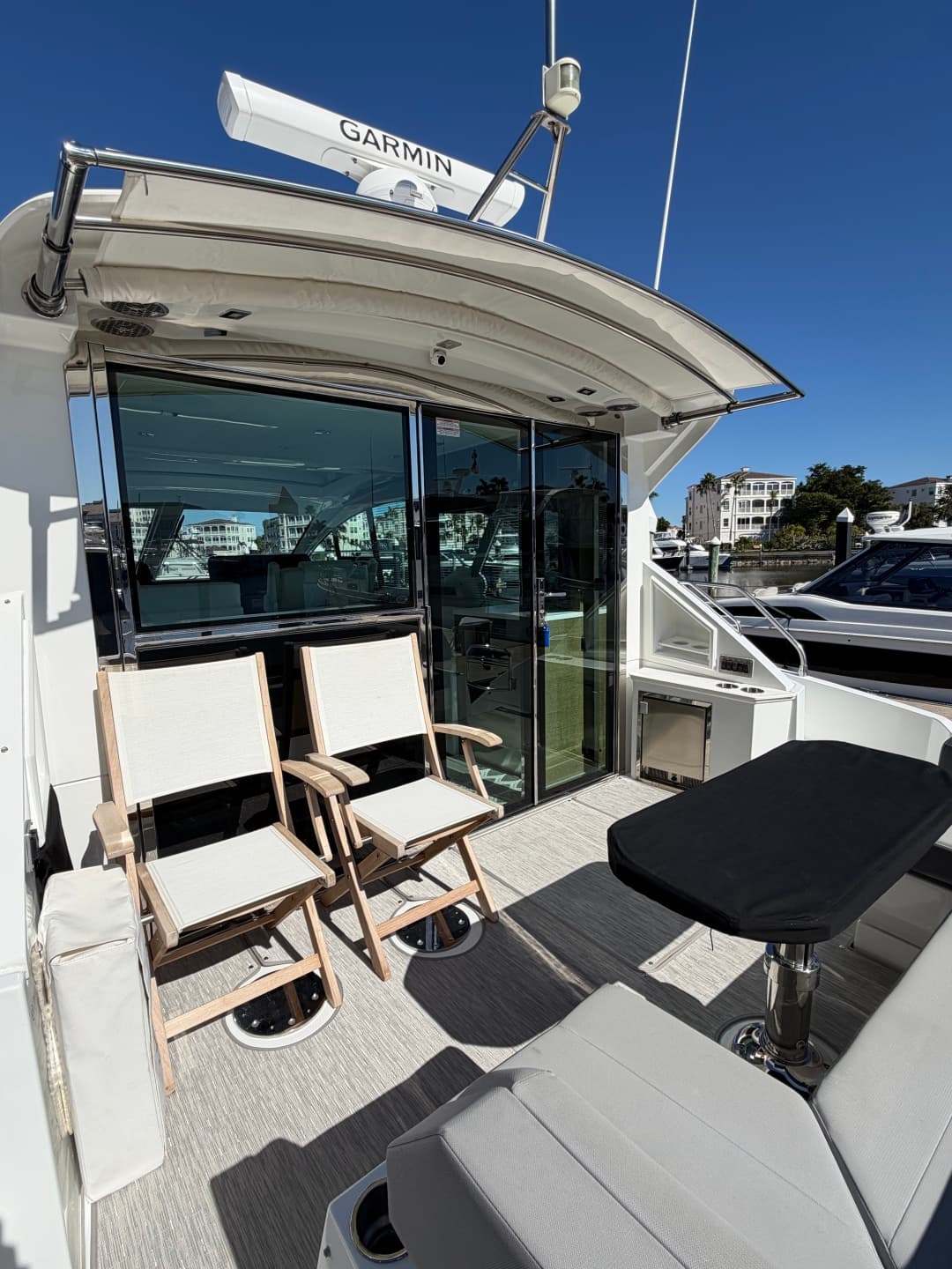 2020 Cruisers Yachts 50 Cantius — photo 3