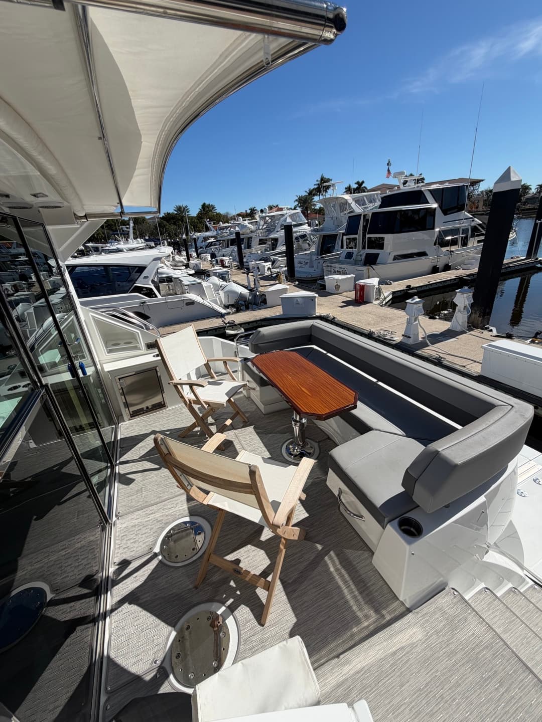 2020 Cruisers Yachts 50 Cantius — photo 19