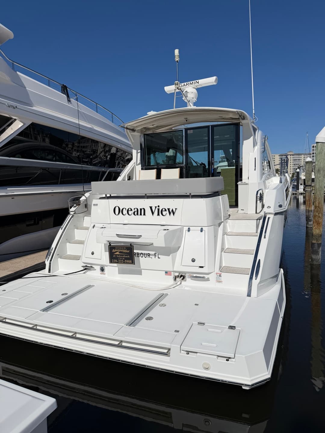 2020 Cruisers Yachts 50 Cantius — photo 2