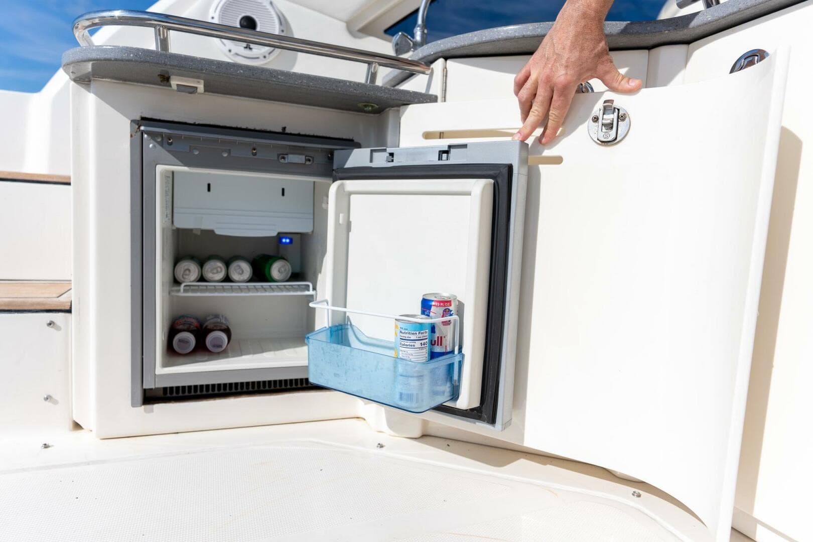 2005 Sea Ray 48 Sundancer — photo 17