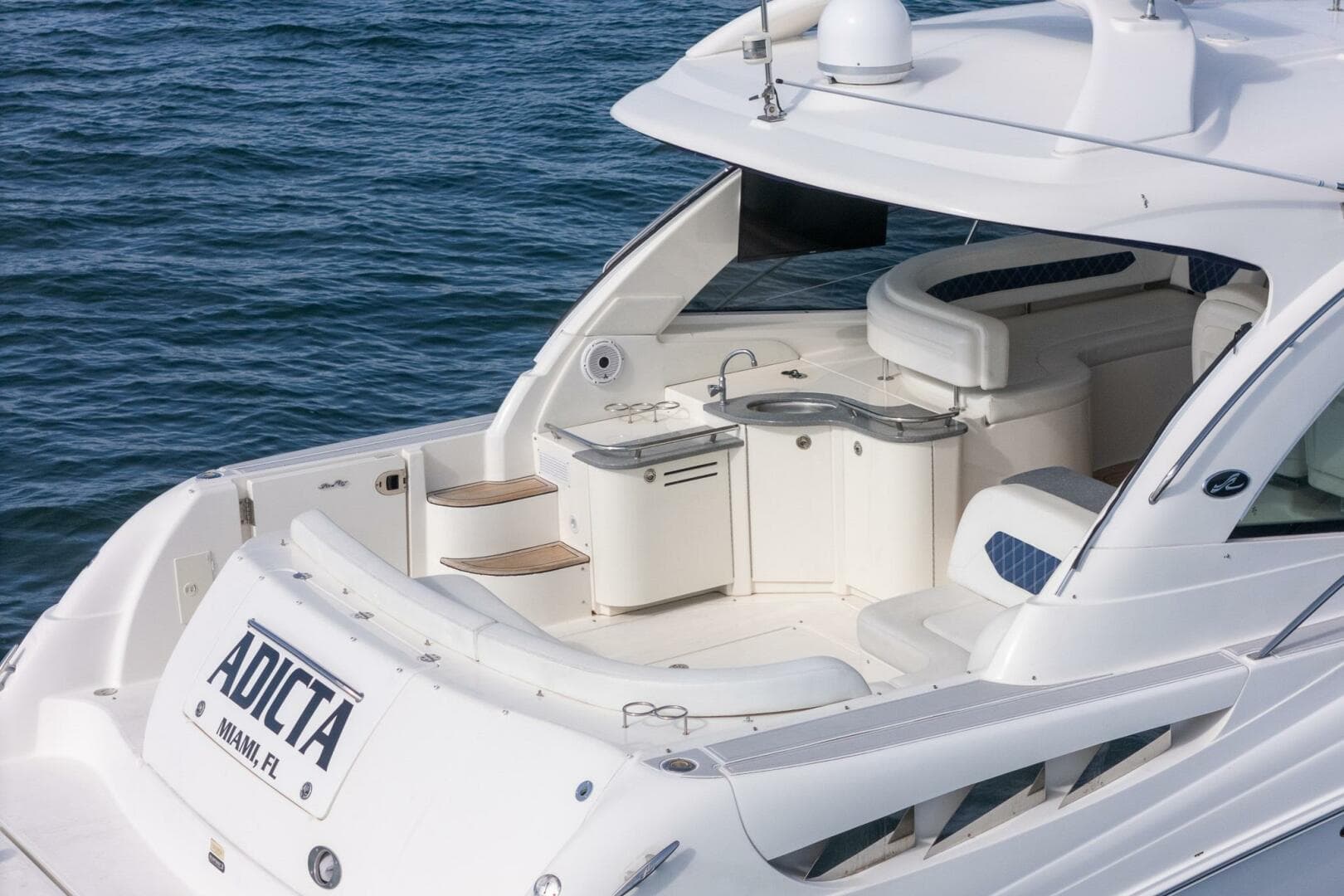 2005 Sea Ray 48 Sundancer — photo 6