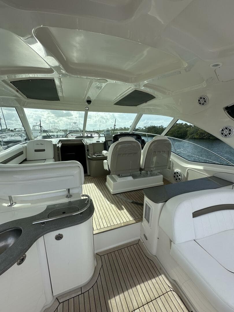 2005 Sea Ray — photo 13