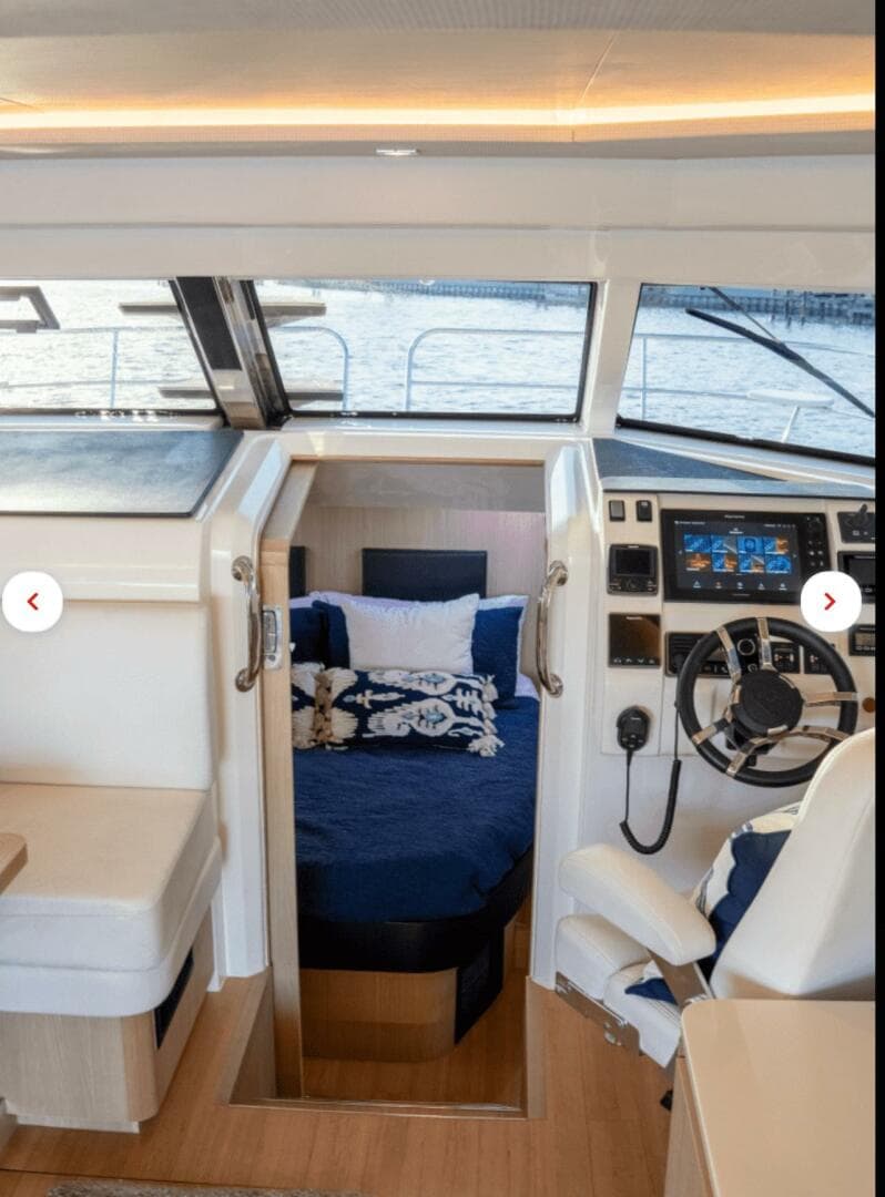 2018 Aquila 44 Yacht — photo 9