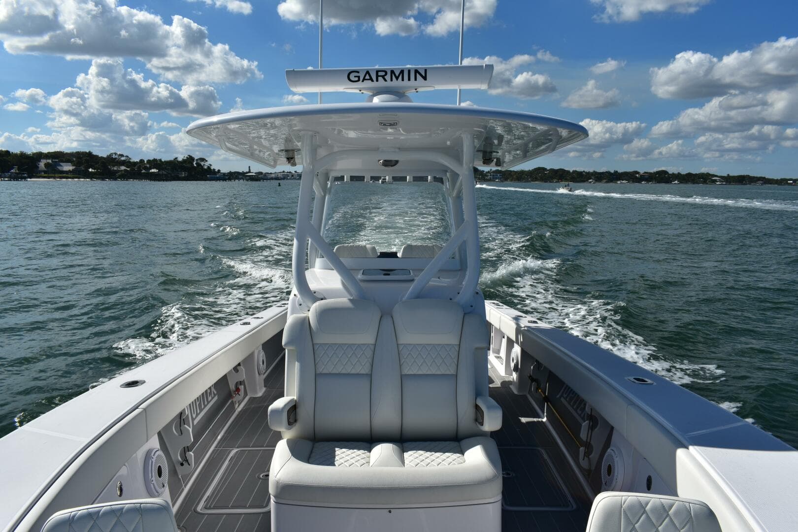 2025 Jupiter 32 FS — photo 4