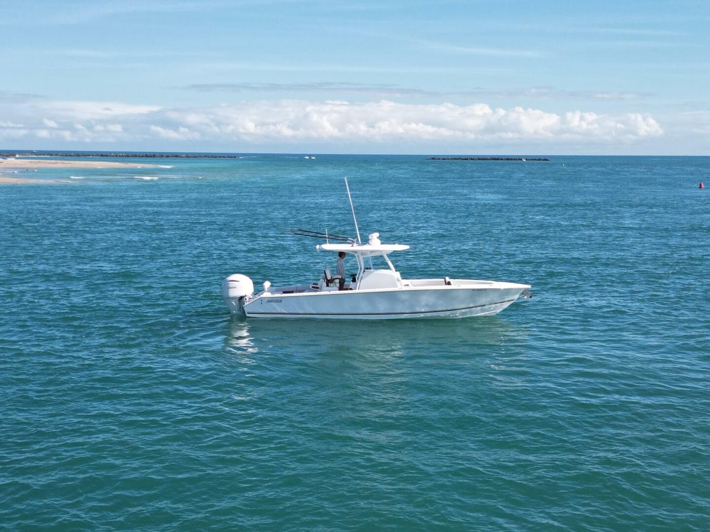 2025 Jupiter 32 FS — photo 16